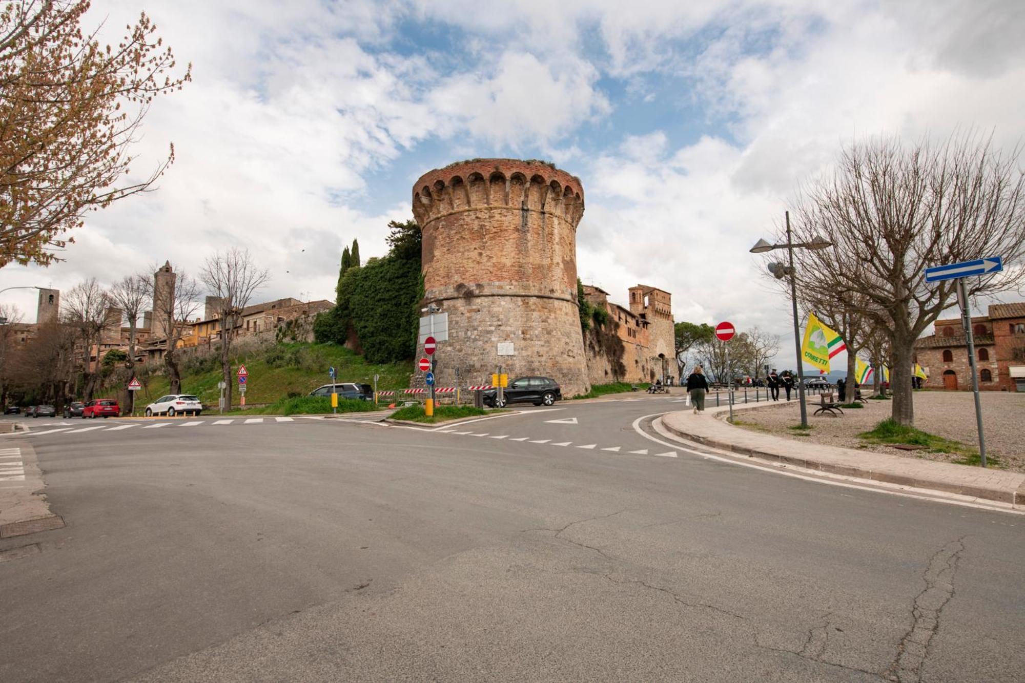 Bellavista Free Parking City Center San Gimignano Ngoại thất bức ảnh